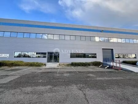 location local d’activités taverny 95150 947m²