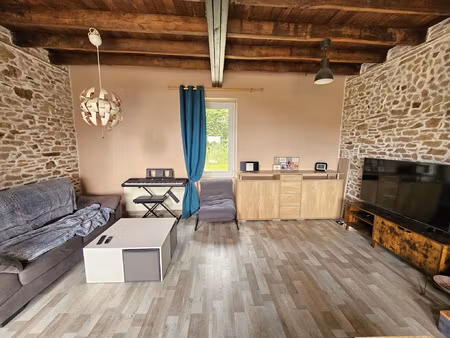 5 chambres+1 bureau pannece campagne