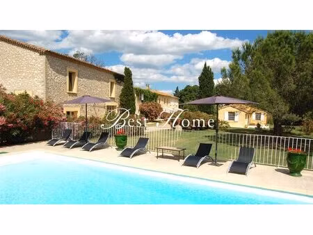 a vendre superbe mas en camargue   sur plus 1 hectare de terrain avec au total de 16...