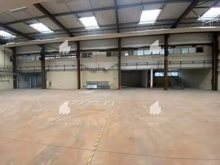 location local d’activités cergy 95000 1100m²