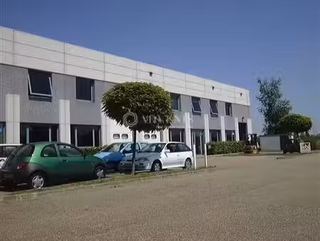 location local d’activités 510m²