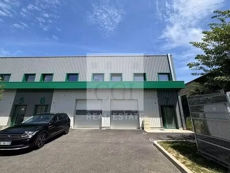 location local d’activités mions 69780 154m²