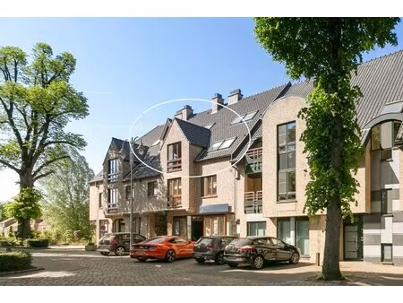 energiezuinig appartement (113m²) met 3 slpks  terras en garage.