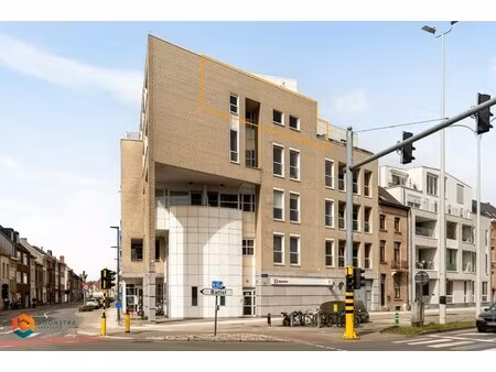 2 slpkr app te centrum mechelen