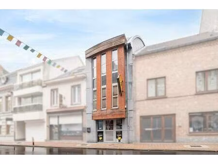 commercieel te koop in geraardsbergen met 3 slaapkamers