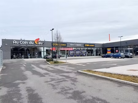 moderne commerciële eigendom nabij dsm keukens