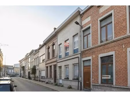 huis te koop in borgerhout met 4 slaapkamers