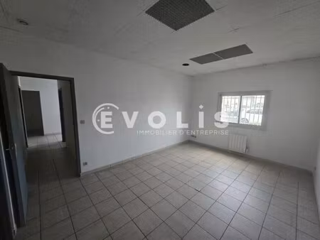 location bureaux 96 m²