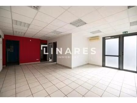 location commerce fos sur mer 13270 103m²