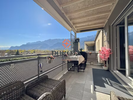 appartement t4 + terrasse + garage