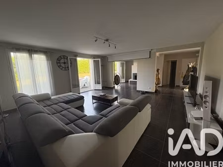 vente maison traditionnelle 8 pièces