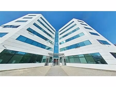 location bureaux 456 m² à 1 824 m²