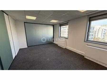 location bureaux 44 m²