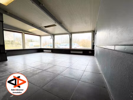 local commercial truyes 2 pièce(s) 110 m2