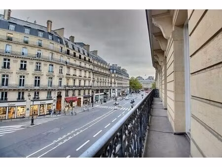 location bureaux 184 m² à 372 m²