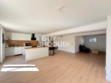 pezilla la riviere maison familiale entièrement rénovée 2 faces  6 pièces avec jardin.