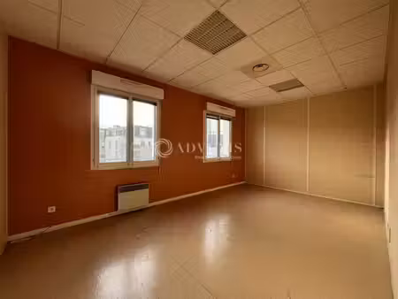 location bureaux 140m²