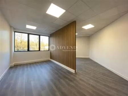 location bureaux 21 m² à 259 m²