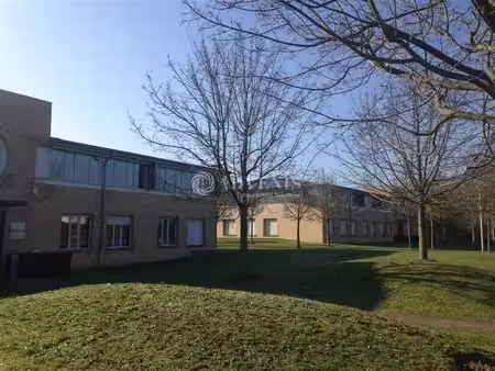 location bureaux 162m²
