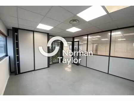 location bureaux 130 m²