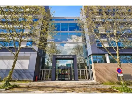 location bureaux 1 647 m²