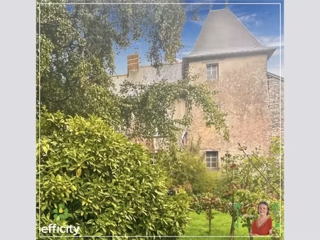 maison 8 pièces - 300 m²