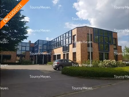 location bureaux 246 m² à 507 m²