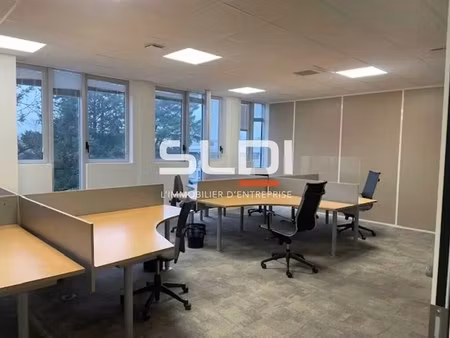 location bureaux 287 m²