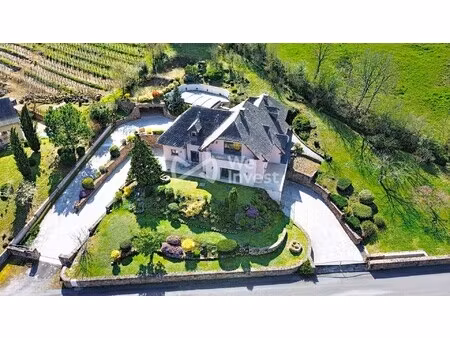maison traditionnelle à vendre à marcillac-vallon