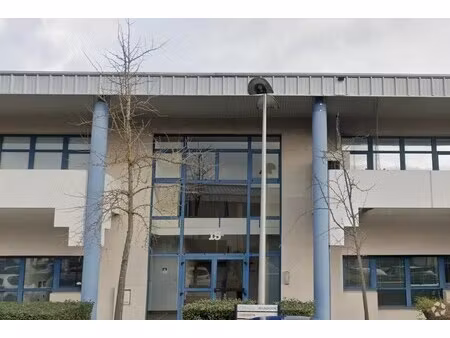 location bureaux 214 m² à 334 m²