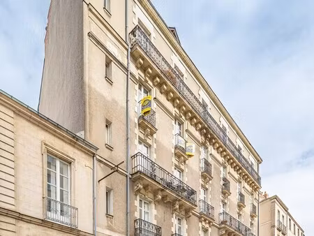 location bureaux 143 m²