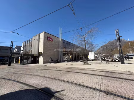 vente commerce 2 pièces 45 m² grenoble (38000)