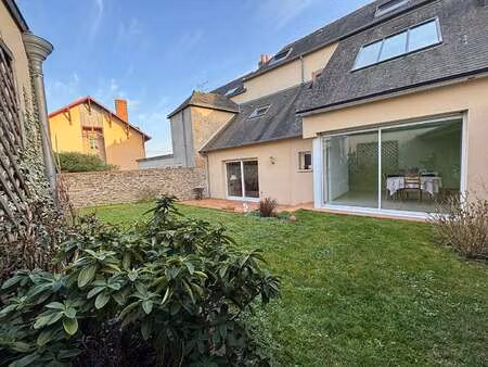 vente maison à laval (53000) : à vendre / 182m² laval