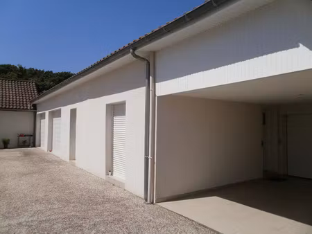 location maison 5 pièces 162m2 idron 64320 - 1100 € - surface privée