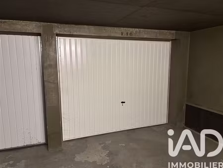 vente garage undefined m²