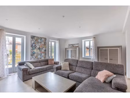 vente villa 7 pièces 190 m² à vaux-en-beaujolais (69460)  478 000 €