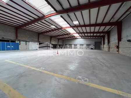 location local d'activités 10 463 m²