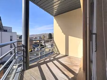 jambes  bel appartement 2 ch idéalement situé !