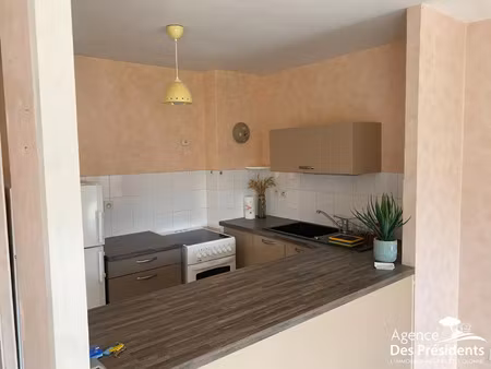 location appartement 2 pièces aux sables-d'olonne (85100) : à louer 2 pièces / 54m² les sa