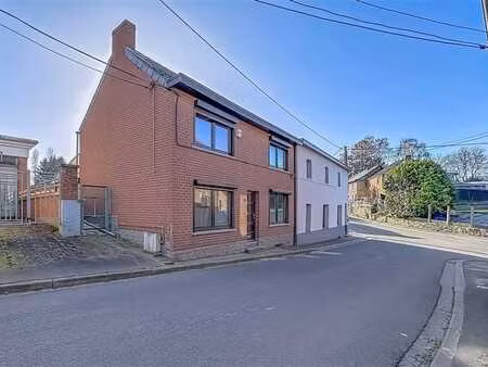 jolie maison 3f a remettre au gout du jour  quartier calme