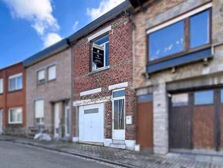 maison à rénover  jardin + grand garage