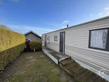 caravane à rénover à vendre à hastière - parcelle de 2 ares