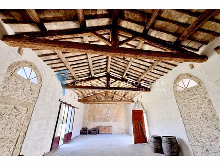 vente propriété 9 pièces 268 m² à vergèze (30310)  940 000 €