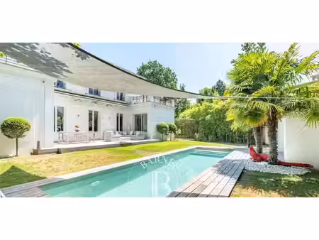 propriété avec piscine et jardin le vésinet (78)
