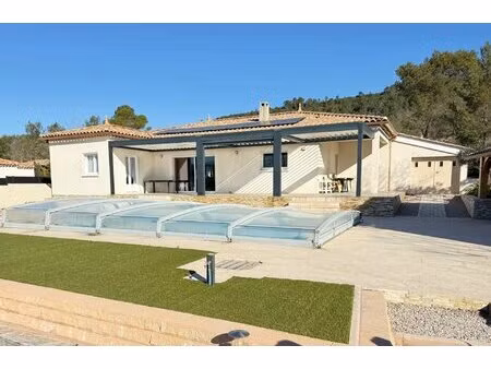 villa avec piscine – environnement d’exception