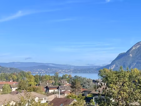 maison vue lac d'annecy