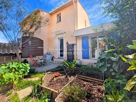 maison mitoyenne - 72m² - 2 chambres - jardin .