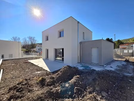 maison neuve 5 pièces avec garage  jardin et terrasse
