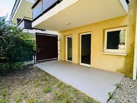 vente appartement 2 pièces 43.1 m² à chateaurenard (13160)  149 900 €