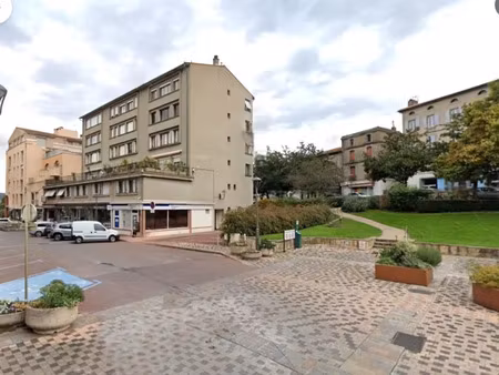 vente appartement 2 pièces 45 m² à mazamet (81200)  58 000 €